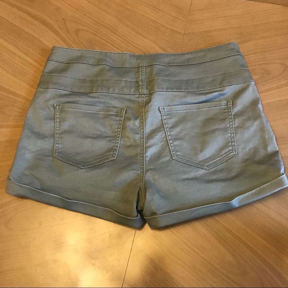 Cute soft high waisted shorts